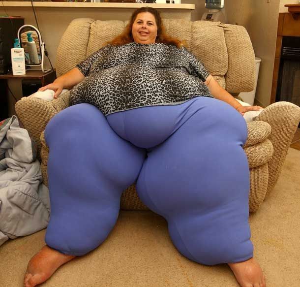 全球最胖的女人被丈夫抛弃,自暴自弃胖到拿了吉尼斯世界纪录.
