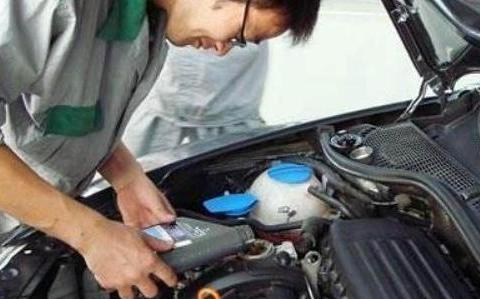 车主快看，5000公里首保刚做完，一周内跑到10000公里