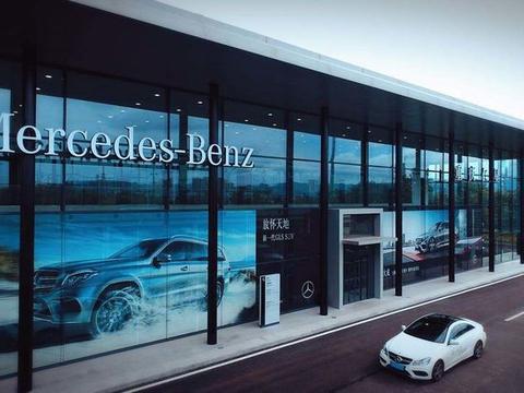 灵魂拷问：车子去4S店保养，应该去车间观摩还是在休息室喝茶？