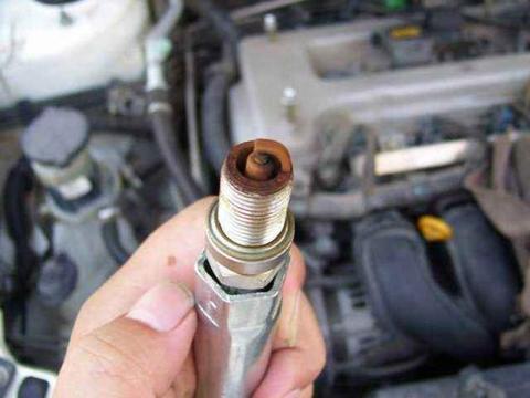 车子如果出现这4种症状一定要重视，不然可能就要换车了