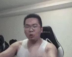 lol洞主喜当爹!谁还记得当年的那个“洞庭湖歌神”胡凯莉?