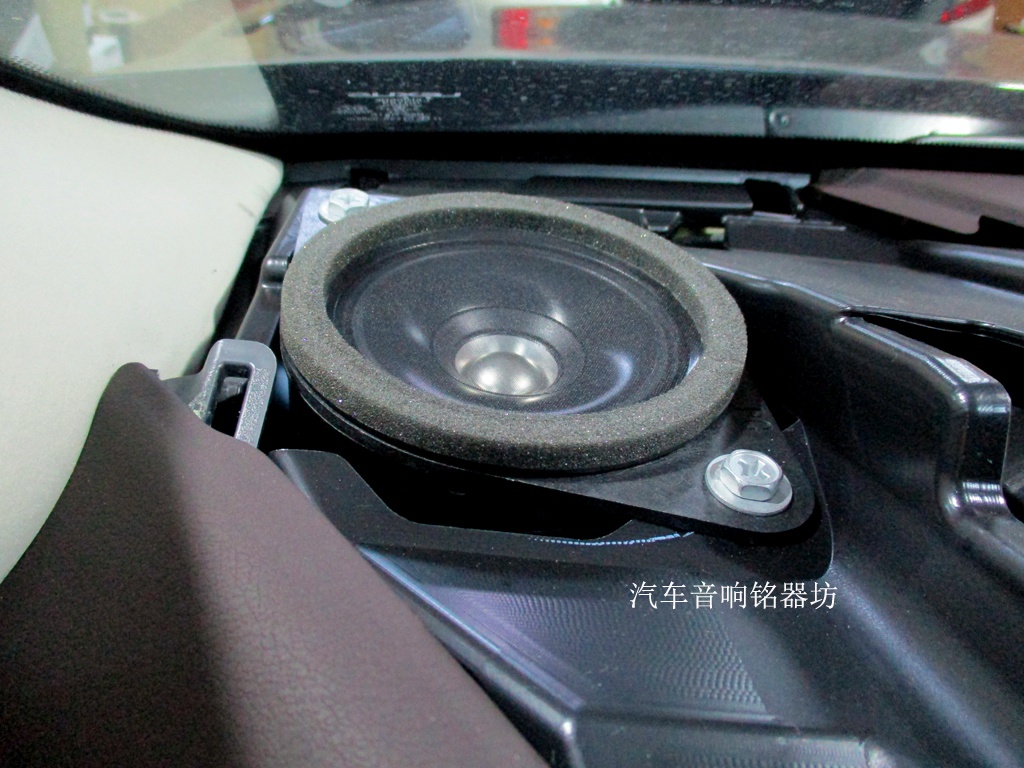 音响选择新风向,雷克萨斯LS500H升级法国劲浪PS165汽车音响