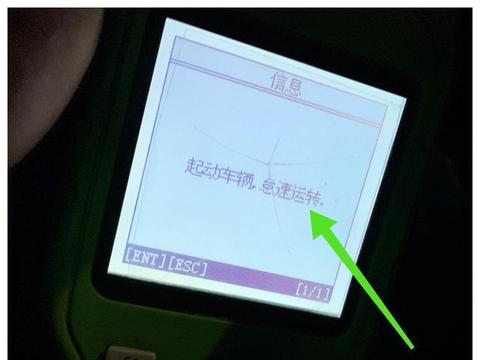 6万多公里的日产让师傅为难，换火花塞还得把进气歧管拆下！