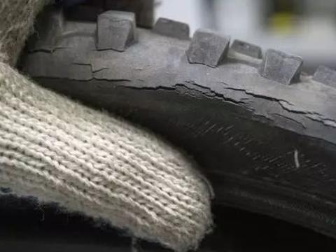 汽车保养小知识：车子超过6万公里后，最好换掉这2个零件