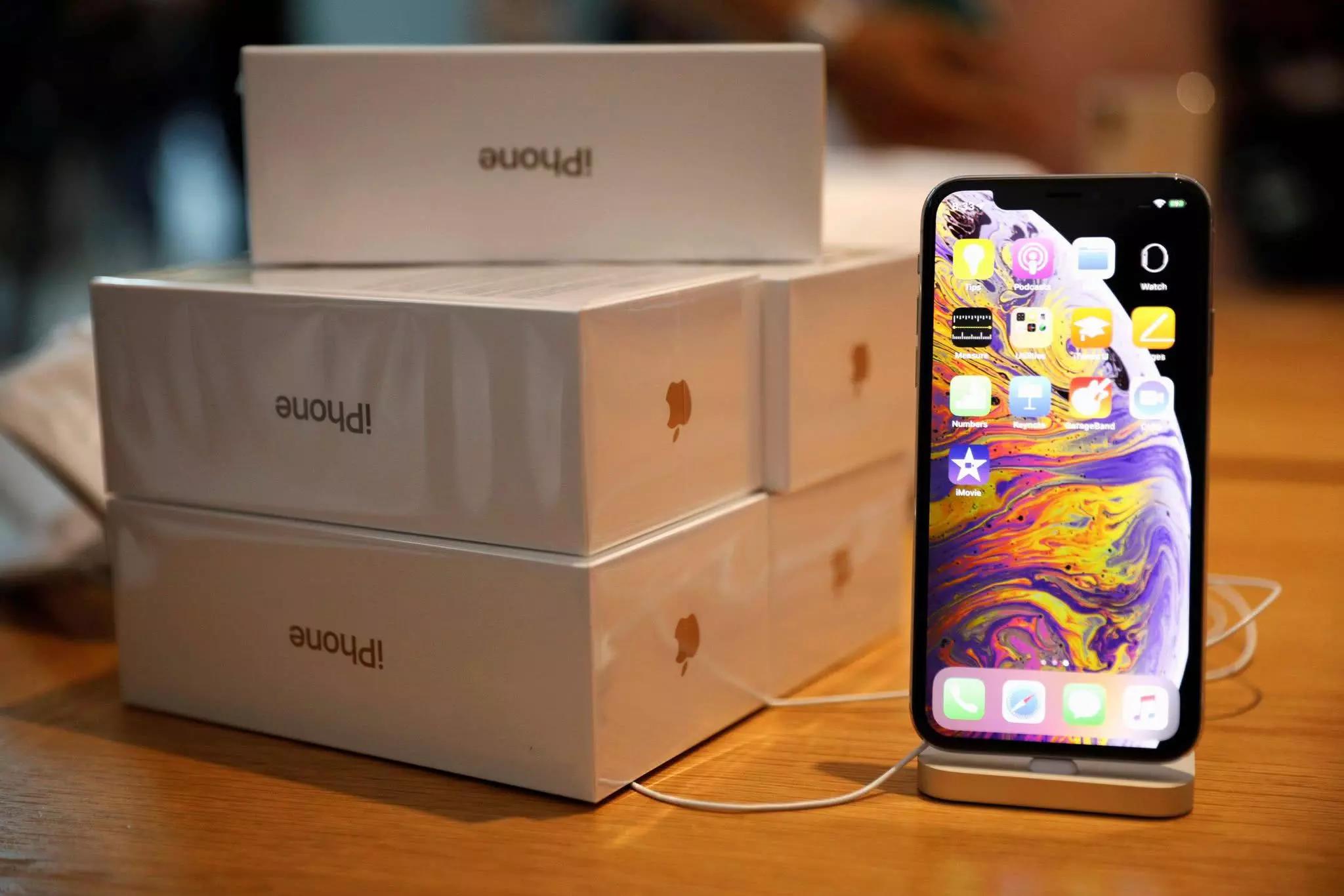 iPhone11max,iphone11promax 售价1万二的iphone11promax,生产成本仅3千4