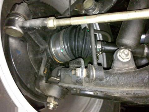 汽车保养不是换机油！这4个配件不保养，钱都白花了