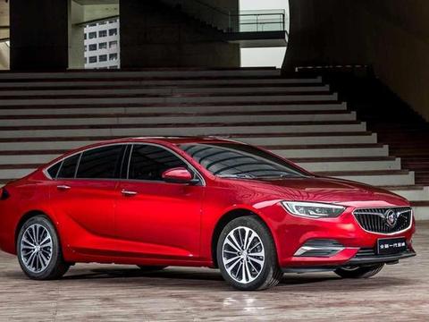 15万预算还看啥速腾卡罗拉，买B级车不香么？