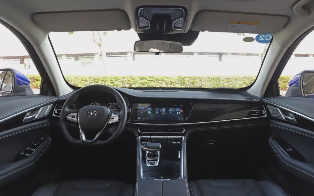 想做整条街最靓的仔?这4款十万级轿跑SUV可别错过了