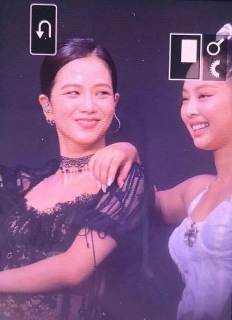 爱豆长胖一秒幻灭双下巴小肚腩抢镜jennie侧脸圆润不忍直视