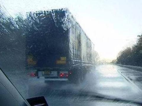 雨刷器刮不干净怎么办？教你一招搞定