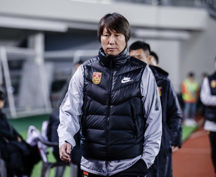 东亚杯最新积分：国足2连败排第3，末轮争取首胜，日本与韩国争冠