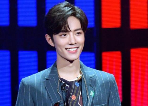 肖战的成功之路,一直都有迹可循,一个笑容足以融化掉一切