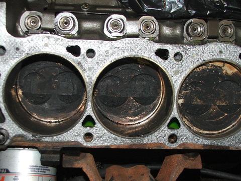 还在拉高速清理积碳？修车师傅：这样做，积碳全跑光