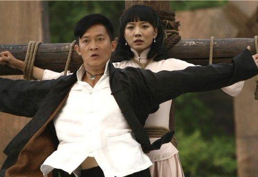 最让人难忘的是《勇敢的心,他在里面扮演霍啸林,他将角色演绎的淋漓