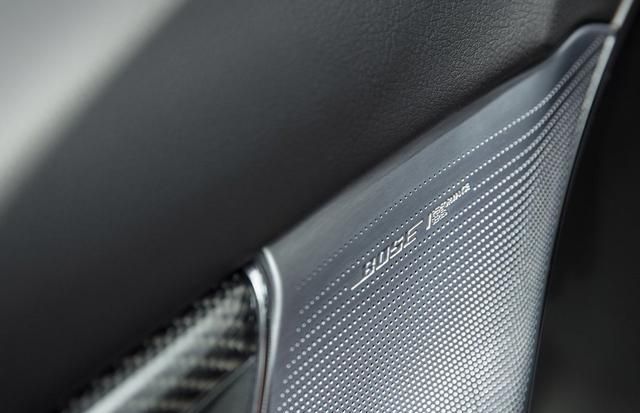 30万该买谁?凯迪拉克 CT5 与宝马 3 系的较量