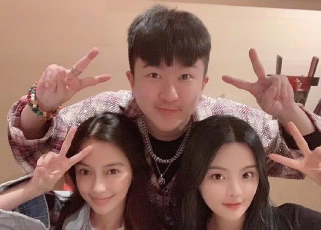 张大大凌晨发文自曝抑郁症,被网友质疑假的,底下评论嘲声一片