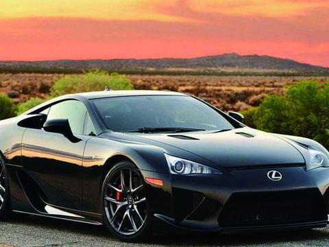 老司机都知道的8个护车小窍门，你了解几个？