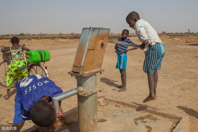 全球教育最 失败 国家 文盲率高达80 00万人口才4所大学 袁隆平 布基纳法索 粮食 新浪新闻
