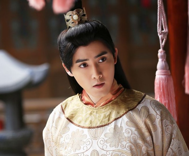 朱元璋为何把皇位传位给孙子，而不是儿子？说出来你别不信