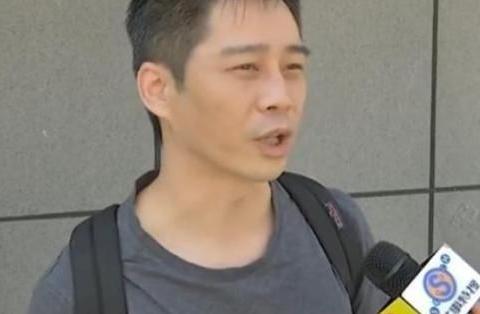 42万奥迪做首保，发动机突然冒浓烟，车主：4L的容量