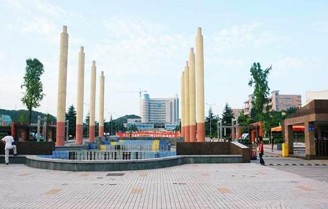 我国很“不错”的4所二本医学院，综合排名不高，学生却很好就业
