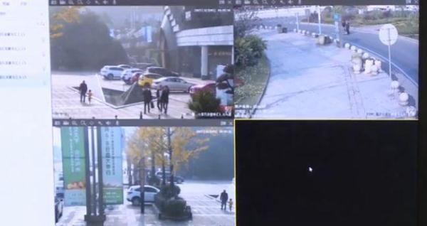 男子收到微信称儿子被绑架, 得知绑匪的真实身份让他痛心不已