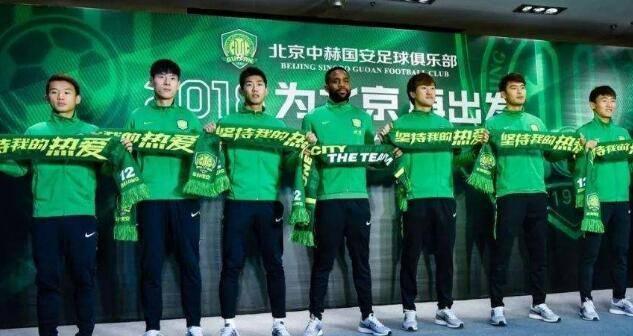 国安后防需补强引援，邹正和赵宏略成为两大合适人选