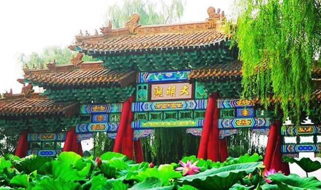 济南十大必去景点，你还记得大明湖畔的容嬷嬷吗？
