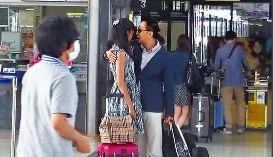 31岁梁洛施人生赢家！与李泽楷分手拿巨额抚养费，3个儿子成王牌
