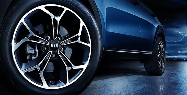 目标城市精致人群，东风悦达起亚新一代KX5“软”、“硬”皆实力