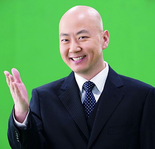 51岁郭冬临妻子终于曝光，不是张凯丽也不是牛莉，而是低调80后