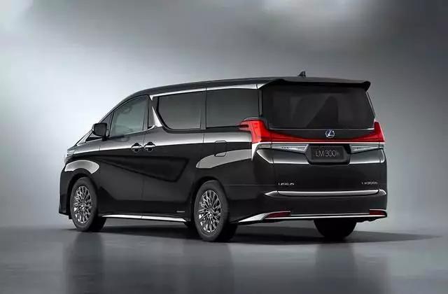 400万买“四缸面包车”?这个世界真是搞不懂了