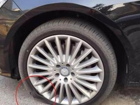 车子什么时候该换轮胎？看这4点，符合一点就需要尽早换掉