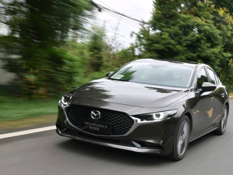 马自达有多自信？14万的次世代昂克赛拉，一分钱都不降价！