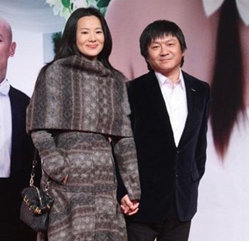 她是陈道明的红颜知己，两人多次出演夫妻，今嫁王菲初恋低调幸福