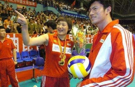 曾被称为女排小郎平，嫁矮半头老公9年，两人开始计划要生孩子