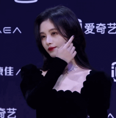 今年红毯又有哪些出圈瞬间？