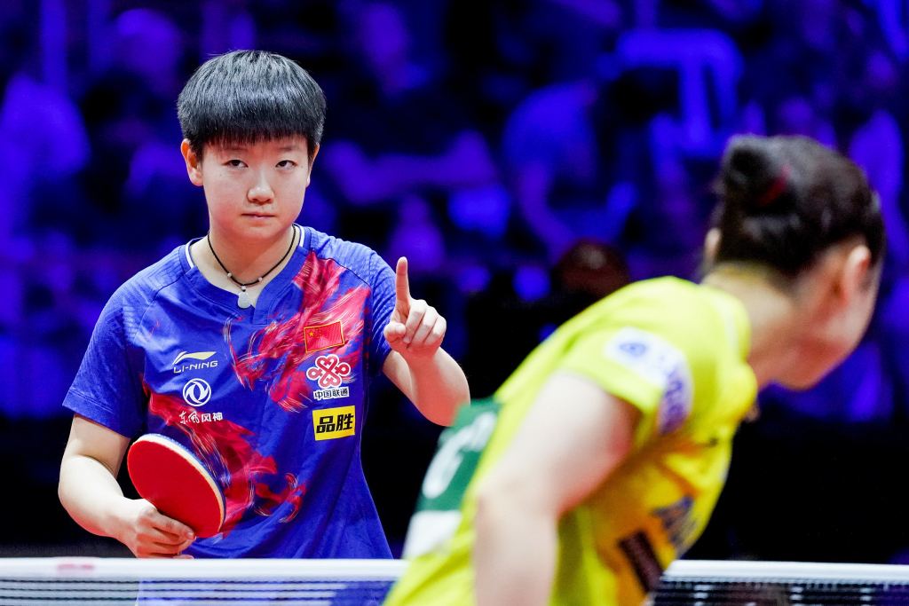 出手不凡！国乒功勋打服19岁黑马新星，或接手李隼成幕后头号赢家