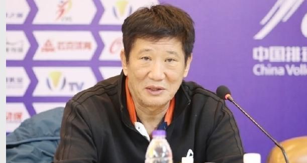 方岩输球有苦难言，上海女排胜之不武，只因回避协议作祟
