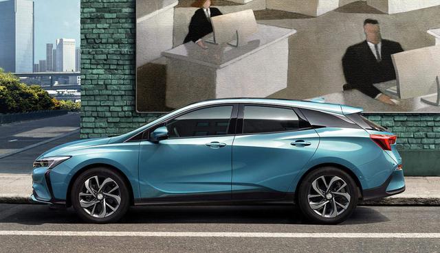 全是合资!续航400km只是正常水平,想买新能源一定要看的导购