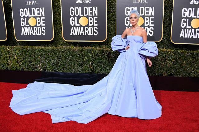 2019金球奖好莱坞女星争奇斗艳，LadyGaga、石头姐海后谁更美？