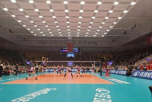 备战不够？朱婷带伤出战仍无解 北京女排攻防两端有点尴尬