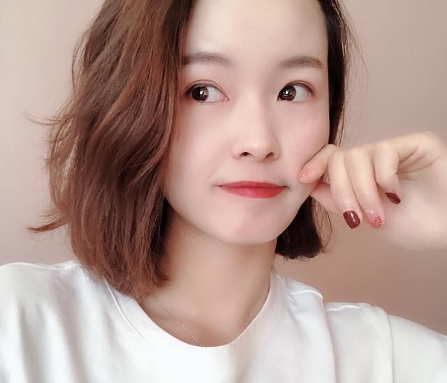 中国最美竞走女神！比赛时为何肚脐总有块“卫生巾”