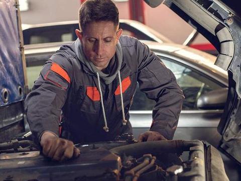 新手牢记八种汽车养护的项目，不会吃亏