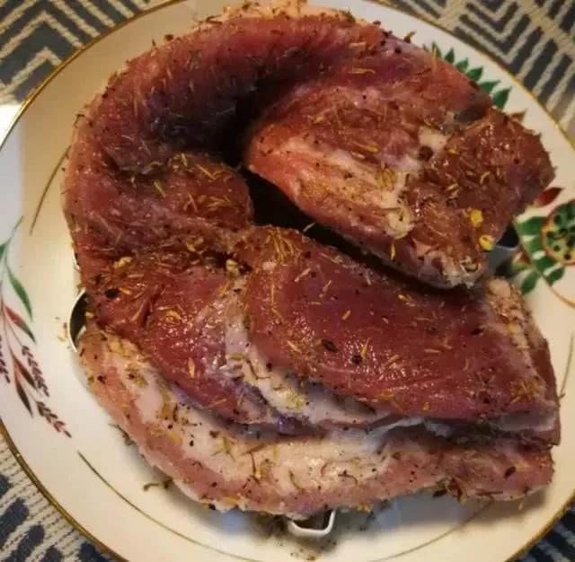 培根是什么肉做的？是猪肉，还是鸭肉？很多人还真不知道