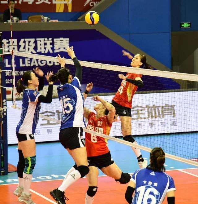 方岩输球有苦难言，上海女排胜之不武，只因回避协议作祟