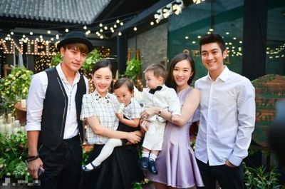 她是李小璐的闺蜜，当红时嫁给一个不火的小伙，如今老公大红
