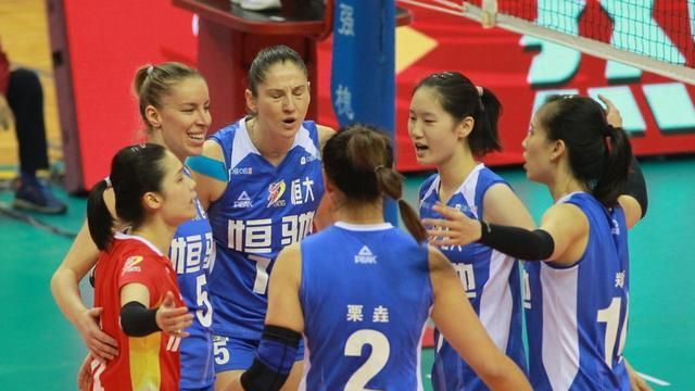 这两人堪称联赛黑马球员，明年或打包进入到中国女排一队