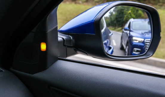 帕萨特车主“吐血”，后悔没有买才10万出头的“国民神车”！