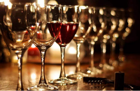 雷盛红酒丨盘点澳洲红酒和法国红酒的区别